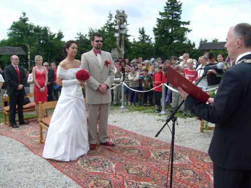 Ksiądz nauczy, jak robić zdjęcia - Fot. archiwum prw.pl