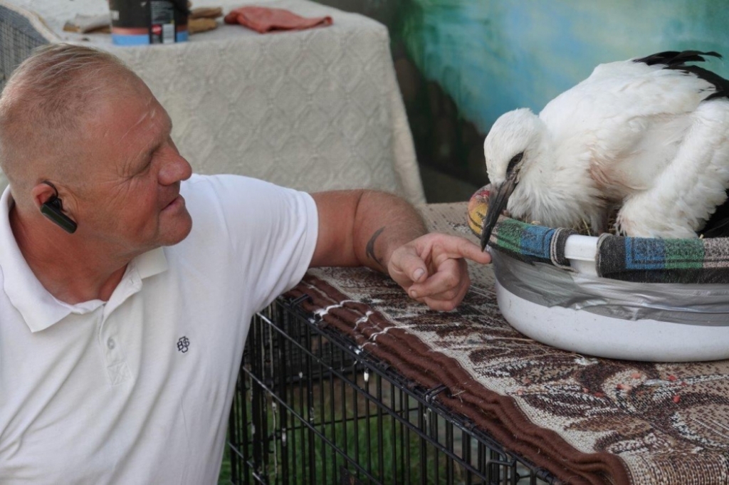 Pomaga zwierzętom, choć sam potrzebuje wsparcia od samorządów - fot. Piotr Słowiński