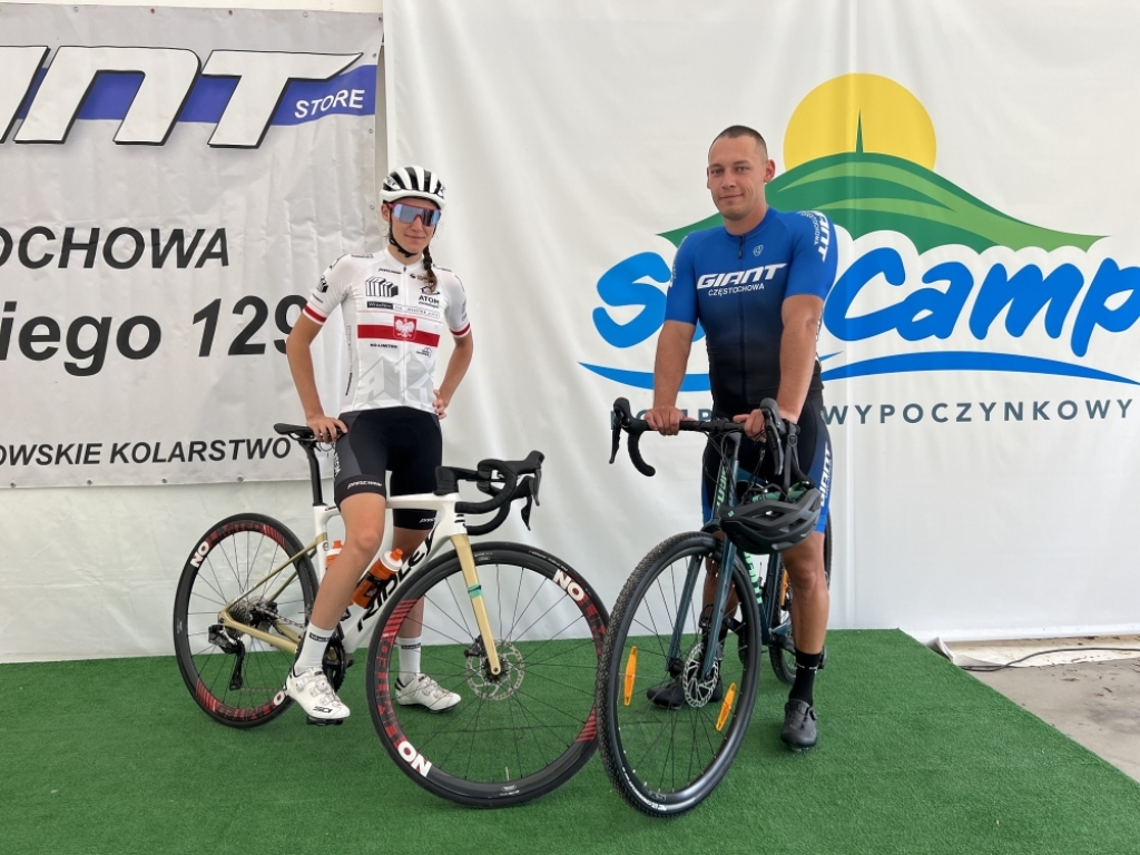 Mieszkaniec Sobótki ruszył w nietypowy rajd rowerowy - fot. Aleksander Ogrodnik