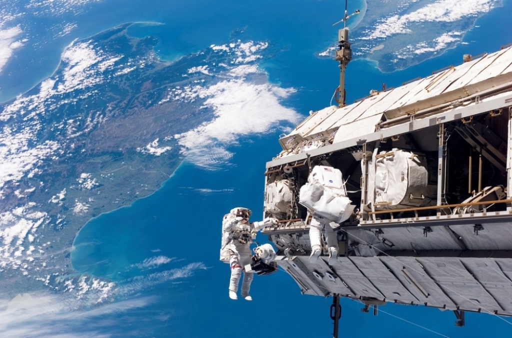 Międzynarodowa Stacja Kosmiczna "leci" nad Dolnym Śląskiem - fot. Pixabay (zdjęcie ilustracyjne)