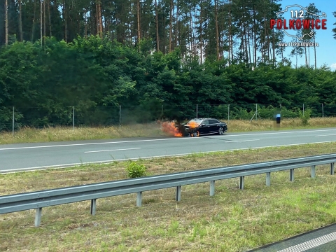 S3: Ciężarówka wjechała w samochód służb drogowych - 2