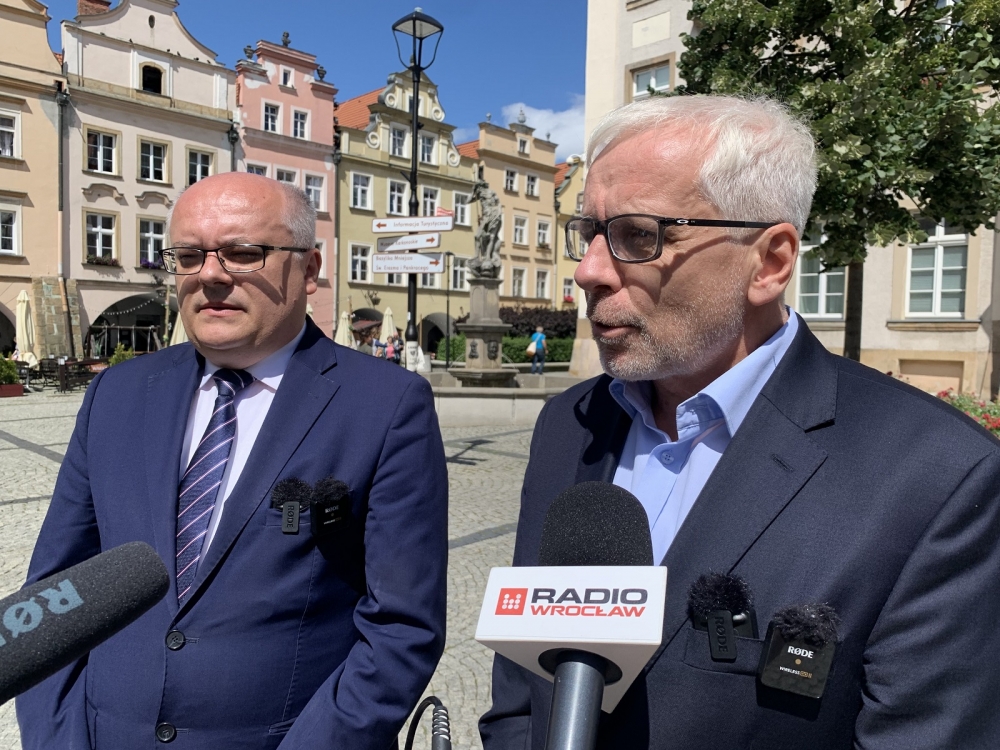 Kolejne rządowe wsparcie dla samorządów. Rekordowa kwota dla Jeleniej Góry - fot. Jakub Thauer