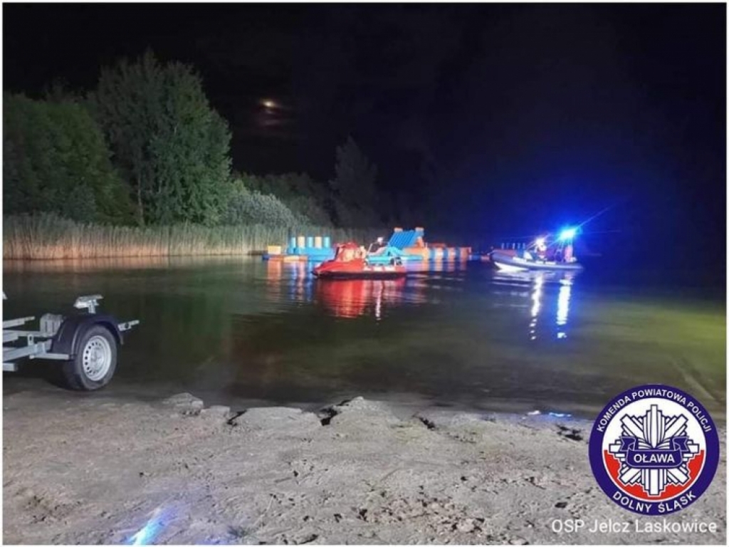 Ciało wędkarza odnalezione w jelczańskim stawie - fot. FB Policja Oława
