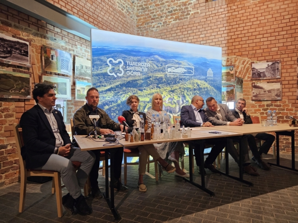 Twierdza Srebrna Góra chce znaleźć się na liście UNESCO - Fot. Bartosz Szarafin