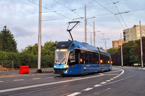 Pierwsze tramwaje przewiozły wrocławian trasą na Nowy Dwór - 4