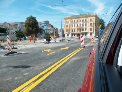Rozkopane centrum Legnicy. Kiedy koniec utrudnień?