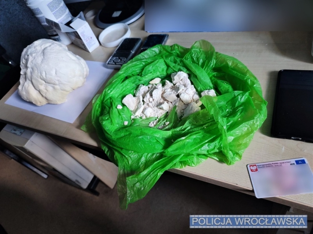 Areszt dla mężczyzny za posiadanie 3 kg amfetaminy - fot. Policja