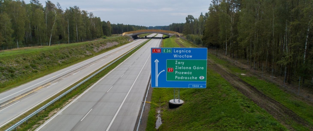 Znikają „Najdłuższe schody Europy”, autostrada A18 już niemal gotowa - fot. domena gov.pl