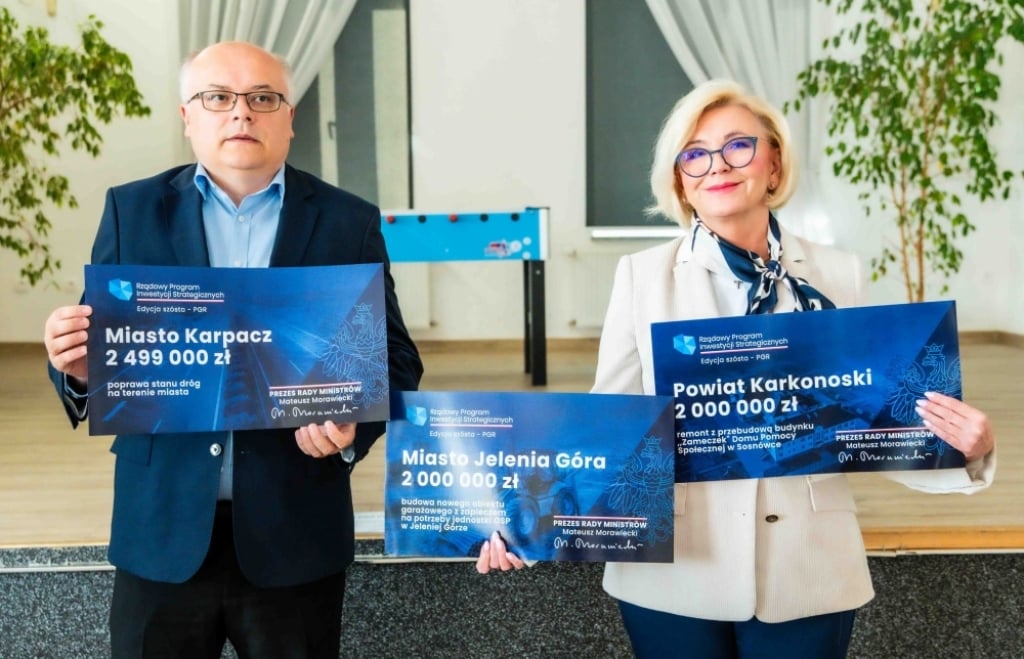 Samorządy odebrały promesy z Programu Inwestycji Strategicznych oraz Rządowego Programu Odbudowy Zabytków - fot. materiały prasowe