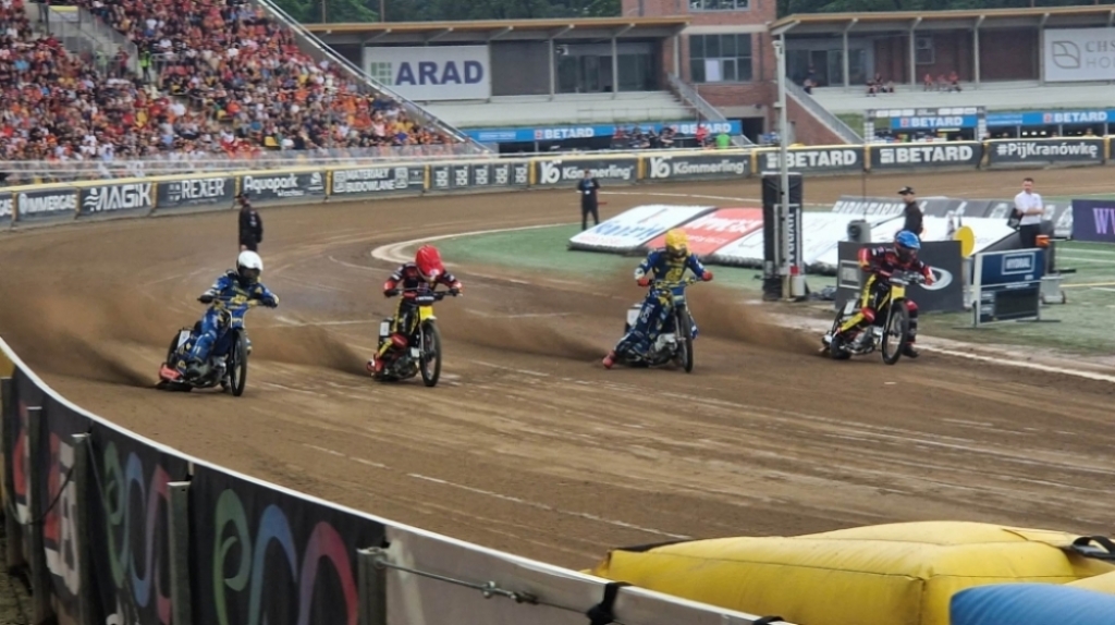 Maciej Janowski drugim rezerwowym w cyklu Grand Prix 2024 - fot. archiwum radiowroclaw.pl