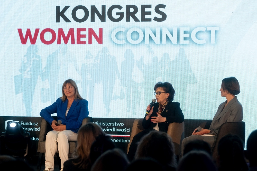 Kongres Kobiet "Women Connect". By przeciwdziałać handlowi ludźmi i przestępczości - fot. FB Elżbieta Witek 