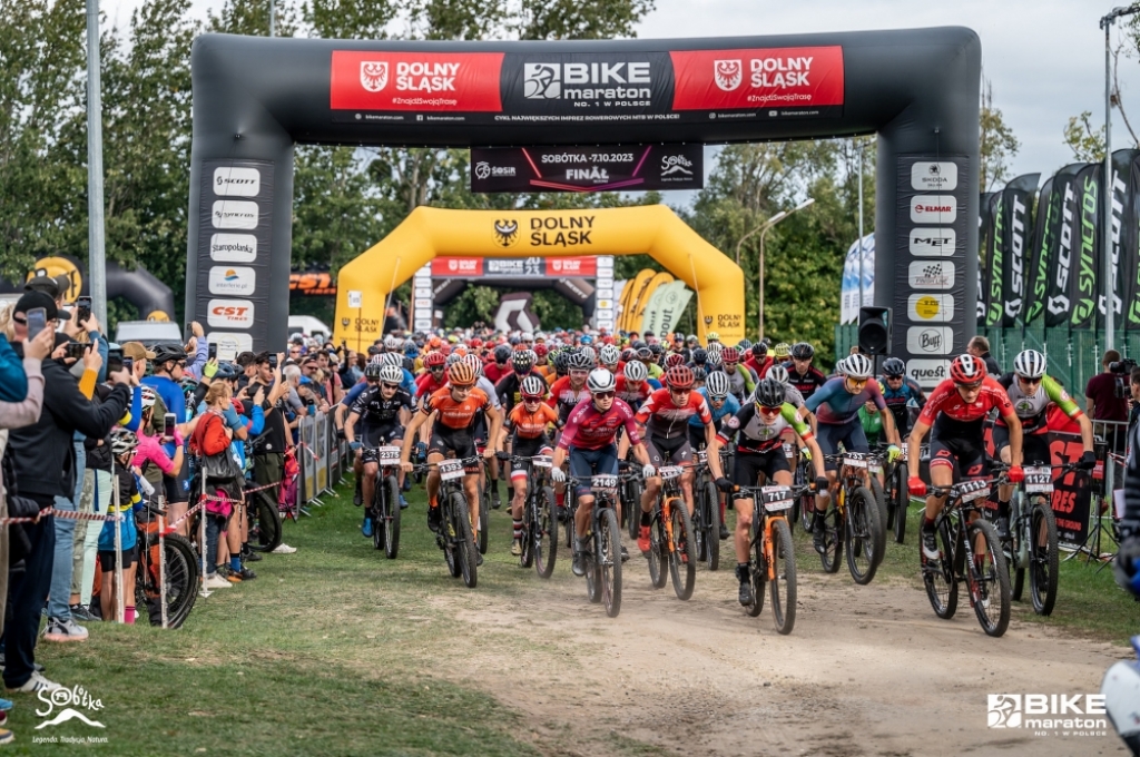 Finał Bike Maratonu w Sobótce. Prawie 1000 osób na starcie - fot. mat. prasowe