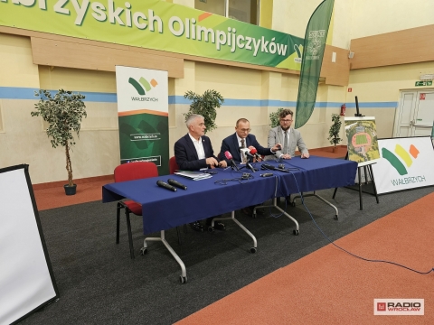 Stadion w Wałbrzychu zmieni się nie do poznania - jest wykonawca remontu - 1