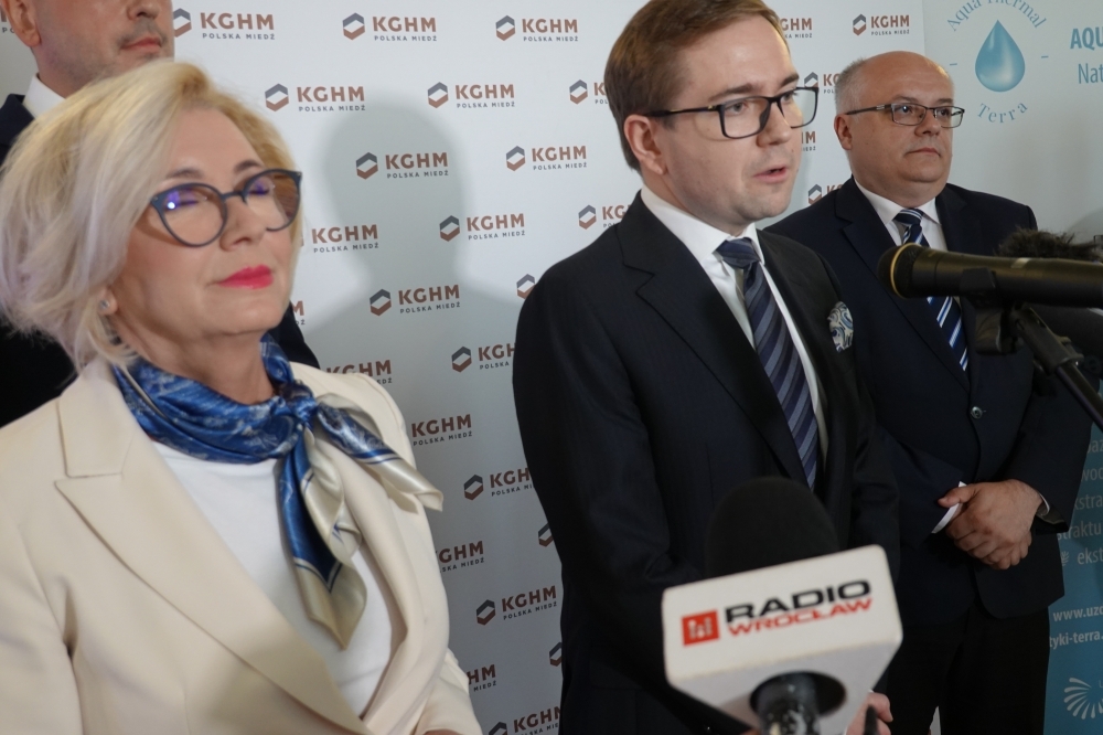 W Cieplicach oficjalnie zaczęła się dziś budowa nowego hotelu zdrojowego - fot. RW