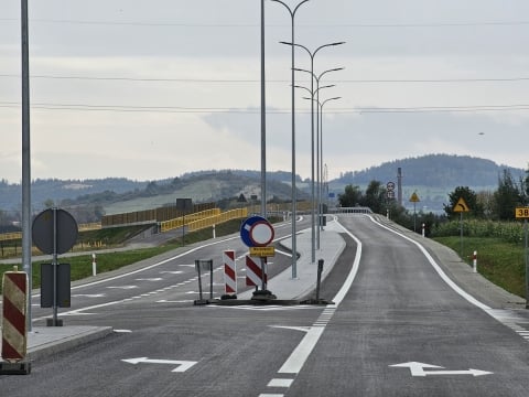 Etap drugi Obwodnicy Dzierżoniowa jest już gotowy - 11