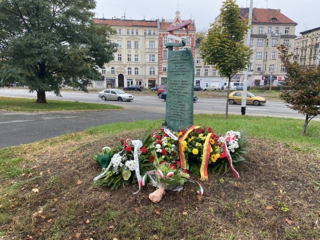 Wrocław pamięta, dziś 67. rocznica Powstania Węgierskiego - fot. Jakub Dworzecki