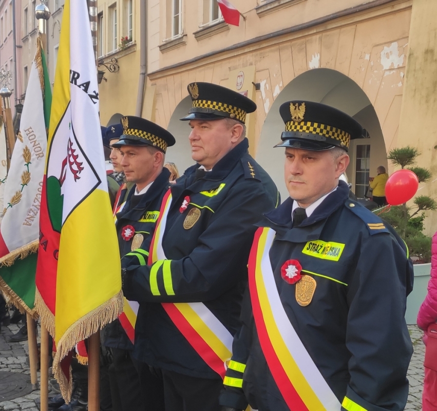 Jeleniogórscy strażnicy miejscy szukają chętnych do pracy - Fot : Straż Miejska Jelenia Góra