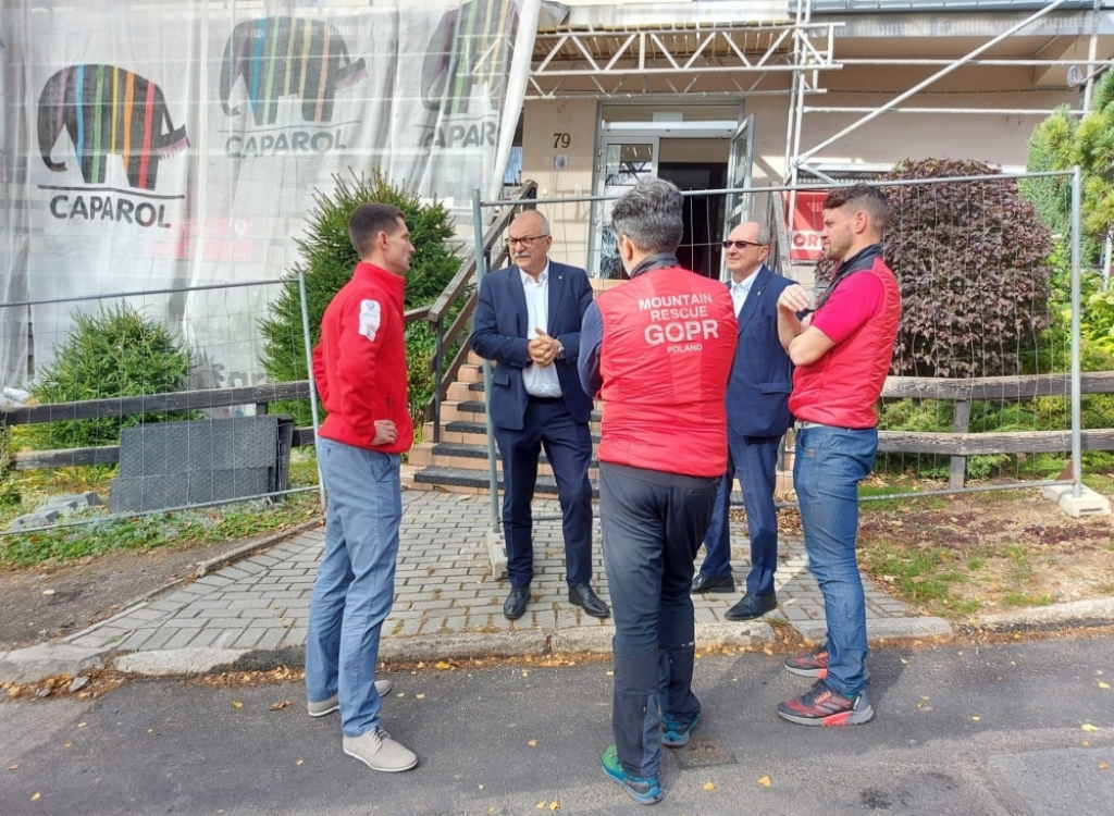 Trwa remont Stacji Centralnej GOPR w Jelenie Górze - fot. UMWD