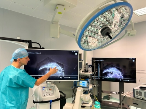 Skomplikowane operacje będą łatwiejsze - szpital we Wrocławiu dostanie wyjątkowy sprzęt - 0