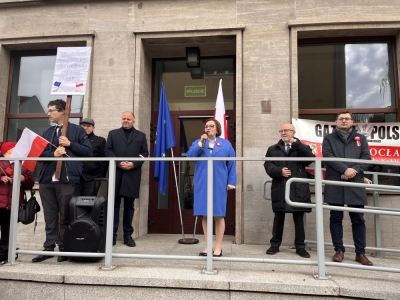 Demonstracja w obronie niepodległości