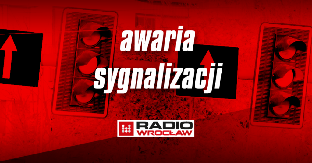 We Wrocławiu auto uderzyło w słup. Nie działają światła - fot. RW