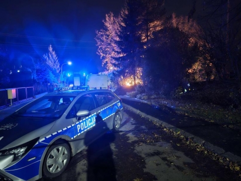 Wyciek gazu w Wałbrzychu. Pożar opanowany. Jedna osoba ranna [AKTUALIZACJA] - 2