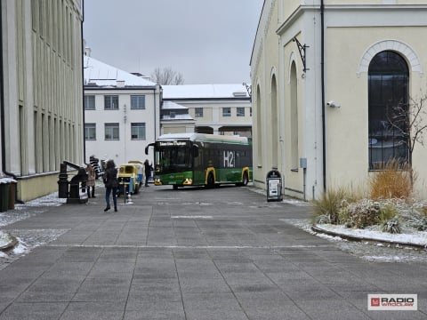 Wałbrzych stawia na wodorowe autobusy - 7