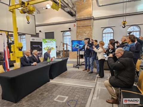 Wałbrzych stawia na wodorowe autobusy - 5