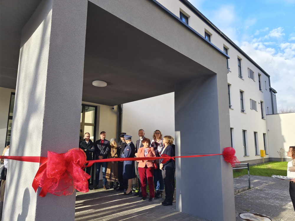 Nowy Dom dla Matki z Dzieckiem w Legnicy oficjalnie otwarty - fot. Karolina Bieniek