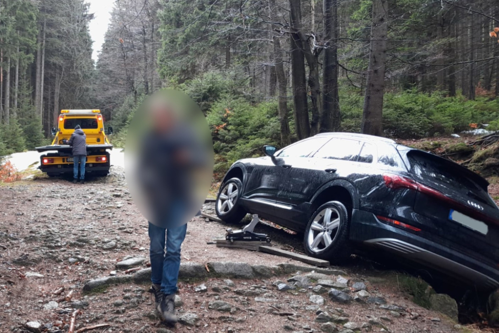 Zamiast do Czech wjechał na teren Parku Narodowego. Dostał tysiąc złotych mandatu - Fot: Karkonoski Park Narodowy
