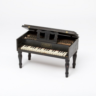 Jedyna na świecie galeria, w której będzie można zobaczyć zabawkowe pianina - 3