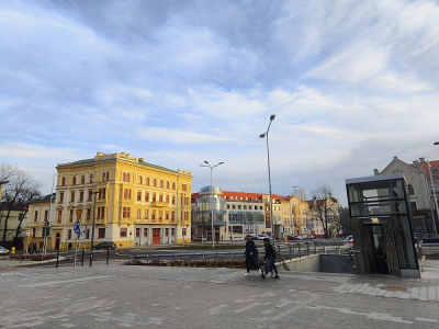 Kilka przejść dla pieszych lepszych niż jedno? Legniczanie mają wątpliwości