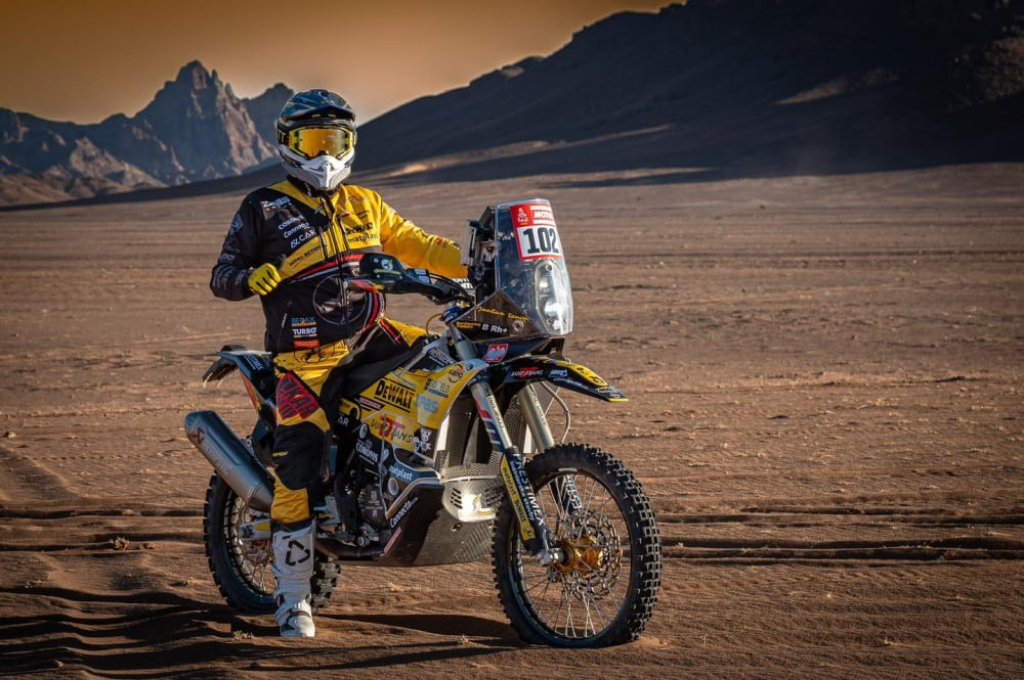 Bartłomiej Tabin z Nowej Rudy wciąż walczy w Rajdzie Dakar - fot. Jantar Team / Facebook