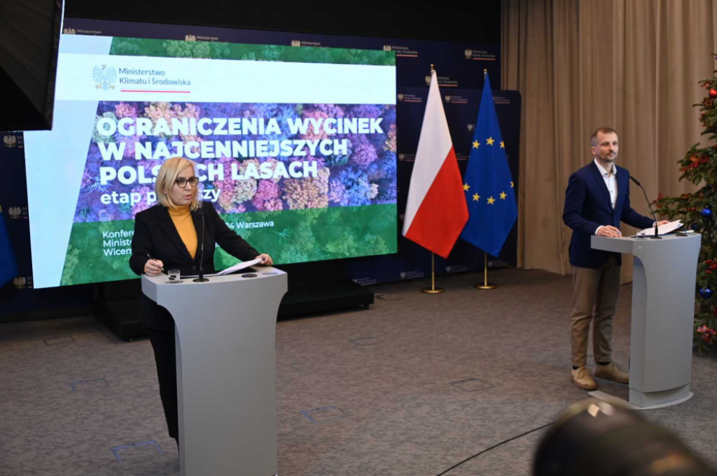 Minister klimatu: w 10 lokalizacjach wycinki lasów będą wstrzymane lub ograniczone - fot. gov.pl