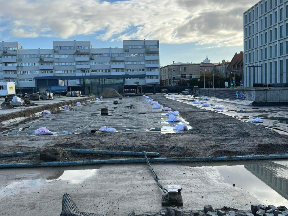 Koniec betonozy w centrum Wrocławia? Trwa przebudowa placu Nowy Targ - fot. mat. prasowe