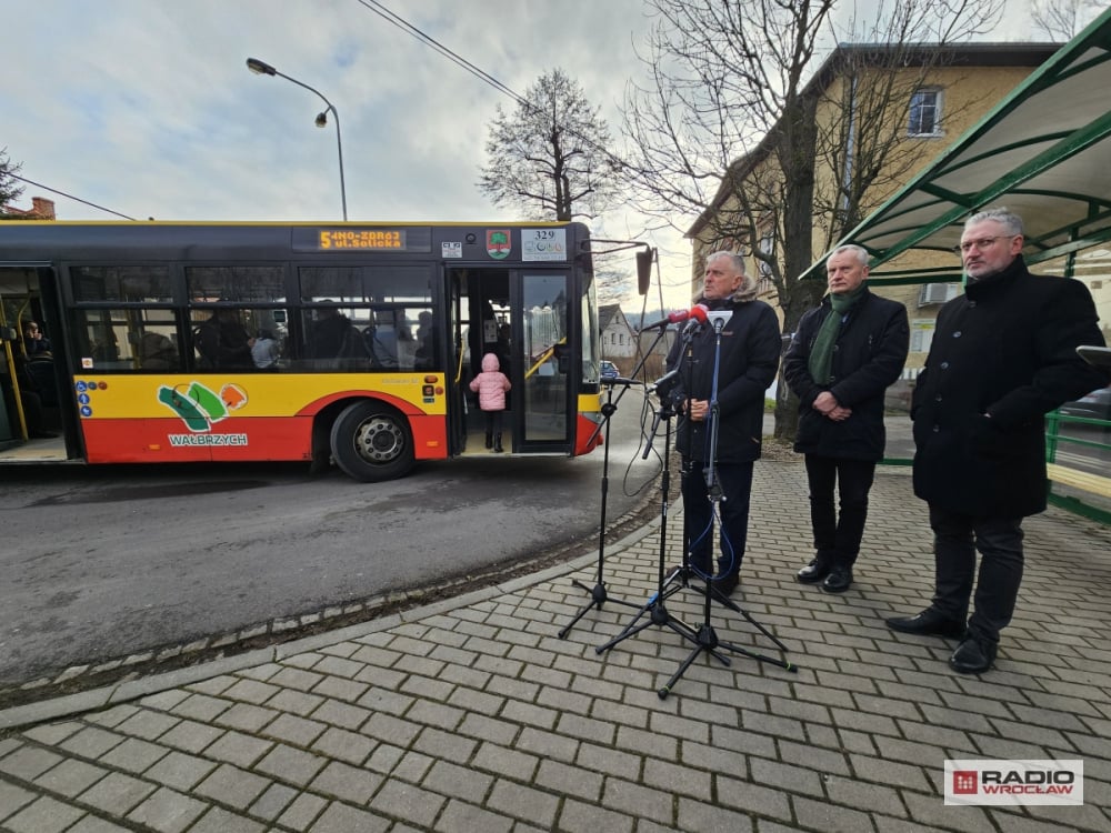 Autobusowa linia numer 5 w Wałbrzychu będzie kursować częściej, na razie próbnie - fot. Bartosz Szarafin