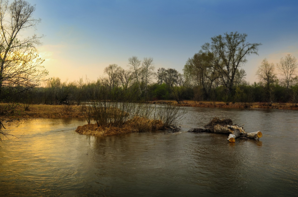 Jest ostrzeżenie hydrologiczne. Stan rzek gwałtownie w górę - Fot: zdjęcie ilustracyjne, Pixabay