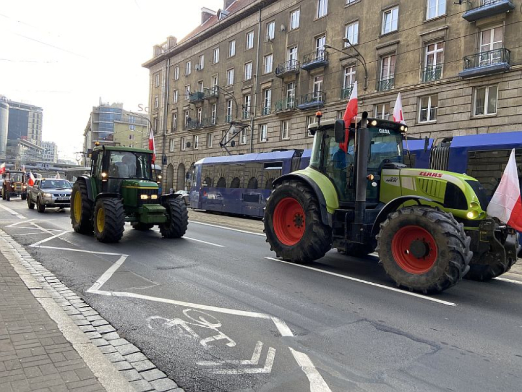 Ulice po rolniczych protestach są już przejezdne - fot. Martyna Czerwińska