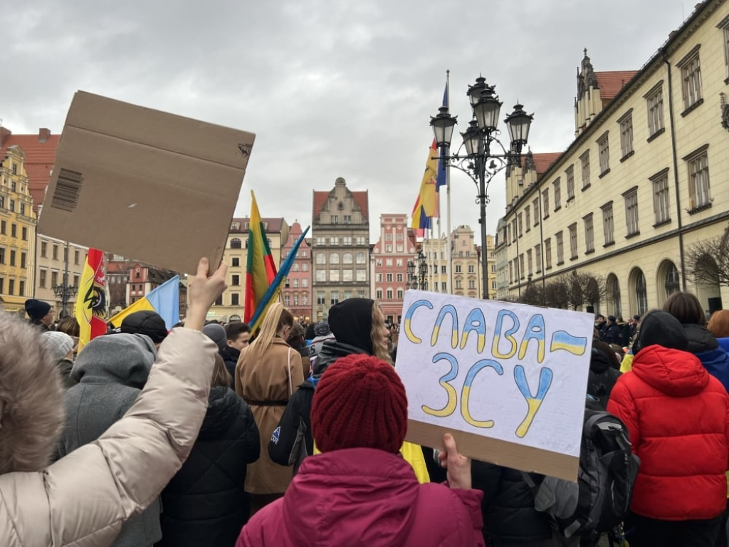 Sondaż: 28 proc. Polaków wierzy w zwycięstwo Ukrainy w wojnie z Rosją - fot. archiwum radiowroclaw.pl