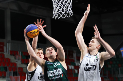 Sensacyjna wygrana Sp&oacute;jni. Śląsk odpadł w ćwierćfinale
