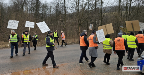 Od dwóch lat domagają się czystej drogi - 1
