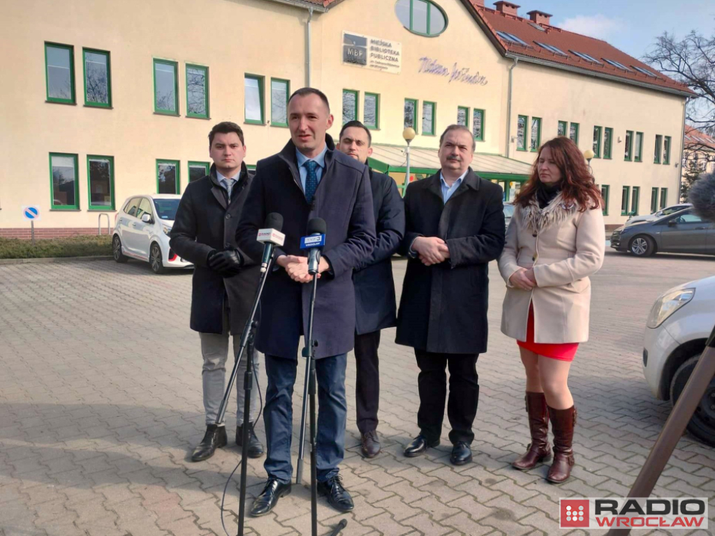 Konfederacja prezentuje pomysł na politykę senioralną - fot. Jakub Ciołko