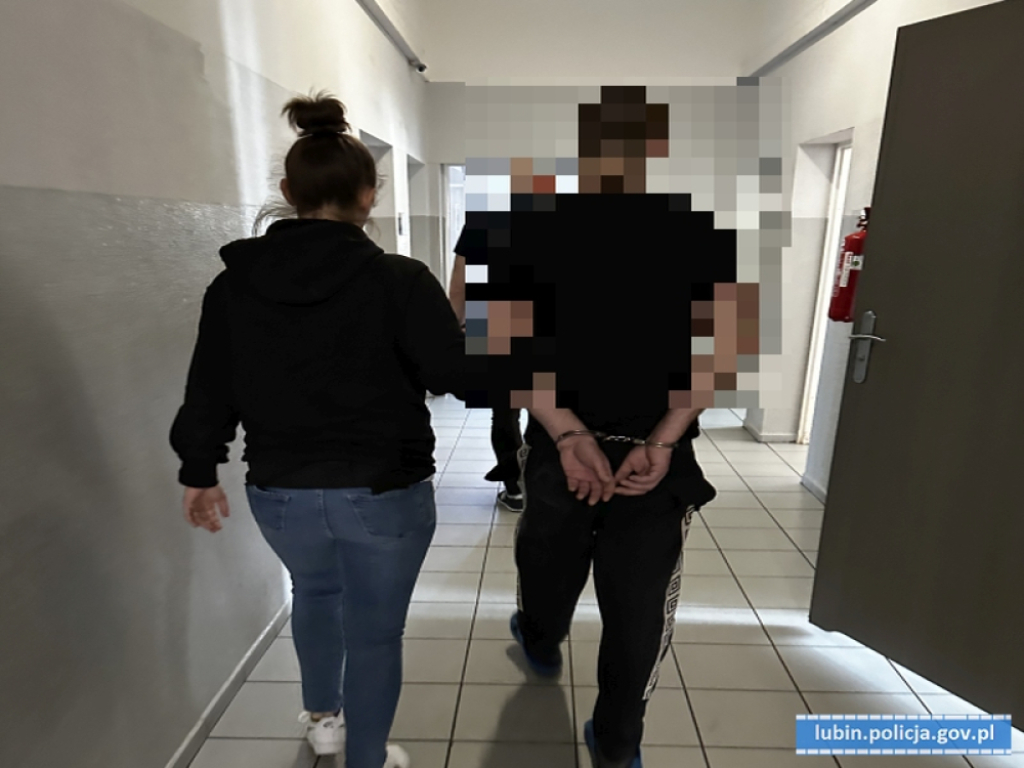 Podpalił drzwi sąsiadów. Grozi mu do pięciu lat więzienia  - fot. Policja w Lubinie