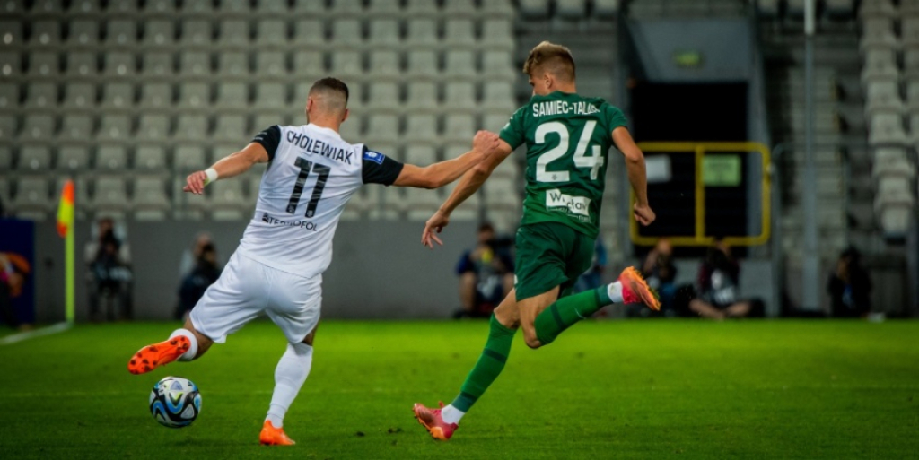 Śląsk znów bez wygranej. Remis z Puszczą - fot. slaskwroclaw.pl