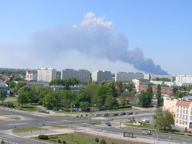 Pożar hali na Maślicach (Zobacz) - 6