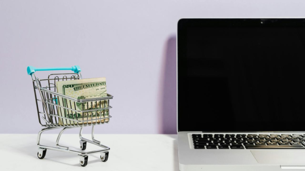 Bezpłatne ogłoszenia online –  jak sprzedawać przez internet bez opłat? - Materiał Sponsora
