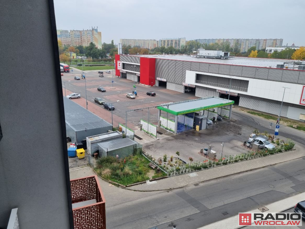 Mają już dość hałaśliwej myjni samoobsługowej pod swoimi oknami - fot. Mateusz Florczyk