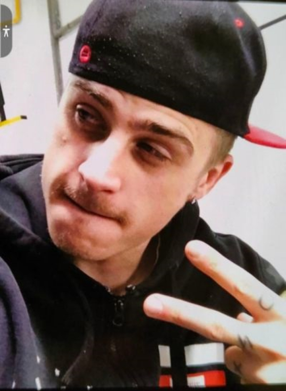 Zaginął 28 latek. Policja poszukuje Daniela Kucharczuka - Fot: dolnośląska policja