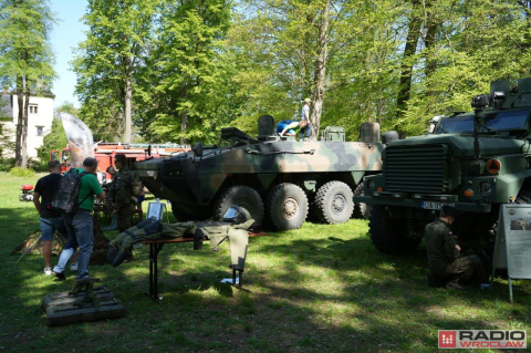 Majowy, historyczny piknik na zamku Kliczków - 3