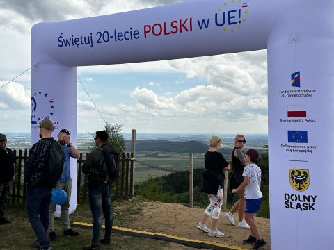 DRJ: Byliśmy w Twierdzy Srebrna Góra, by świętować 20 lat w UE - 0